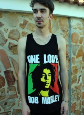 Camiseta One Love